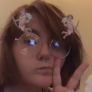 Meet your Posher, Aura